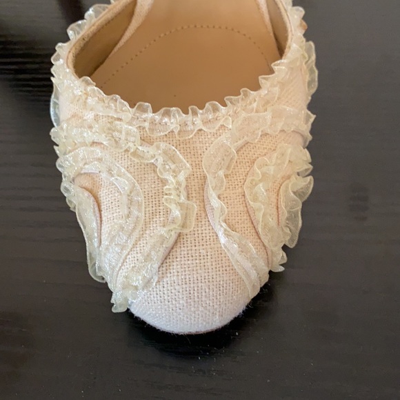 House of Dereon linen cream heels - Picture 2 of 4